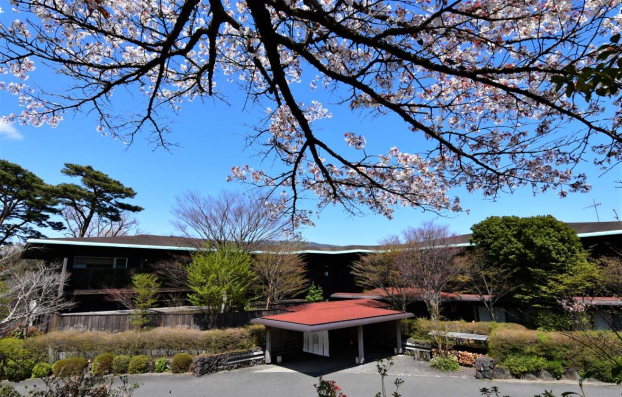 Отель Hakone Gora Byakudan Экстерьер фото